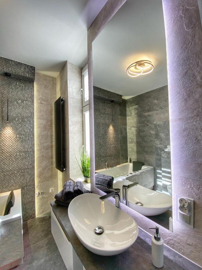 Apartament Bialy Z Jacuzzi Krasków Εξωτερικό φωτογραφία